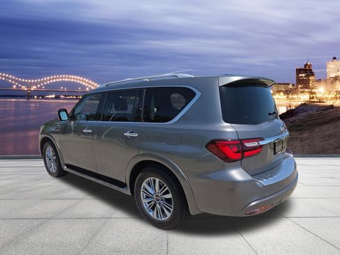 Used 2019 INFINITI QX80 Luxe w/ All-Season Package RWD image 3