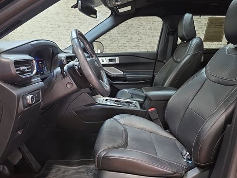 Used 2022 Ford Explorer ST w/ Equipment Group 401A image 31