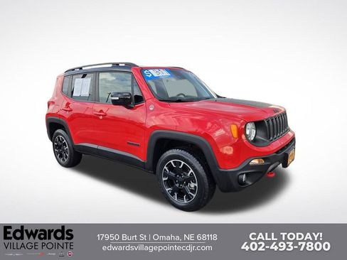 Used 2023 Jeep Renegade Trailhawk AWD/4WD image 1