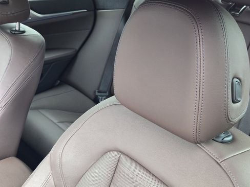 Used 2023 BMW i4 eDrive40 w/ M Sport Package image 29