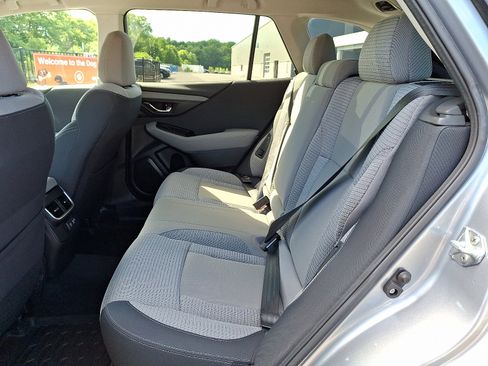 Certified 2022 Subaru Outback Premium AWD/4WD image 10