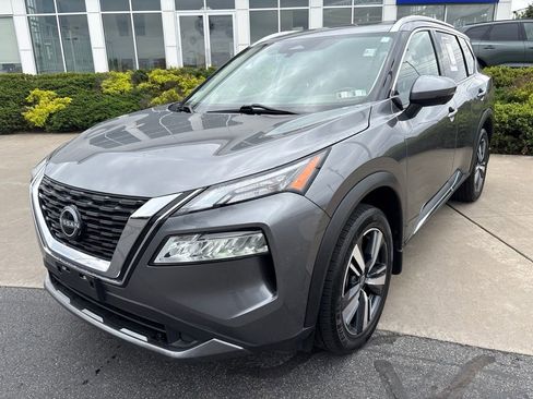 Used 2023 Nissan Rogue SL AWD/4WD image 3