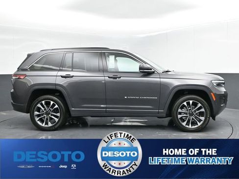 New 2025 Jeep Grand Cherokee Overland w/ Adv Protech Group III AWD/4WD image 9