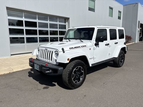 Used 2016 Jeep Wrangler Unlimited Rubicon AWD/4WD image 1