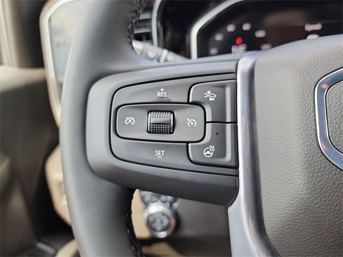 New 2026 GMC Sierra 1500 Elevation image 25