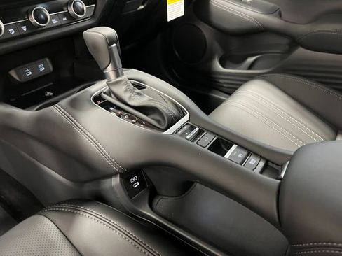 New 2026 Honda HR-V EX-L image 16