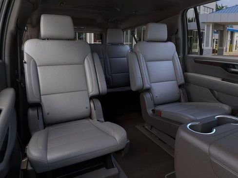 New 2026 Chevrolet Suburban Z71 AWD/4WD image 17