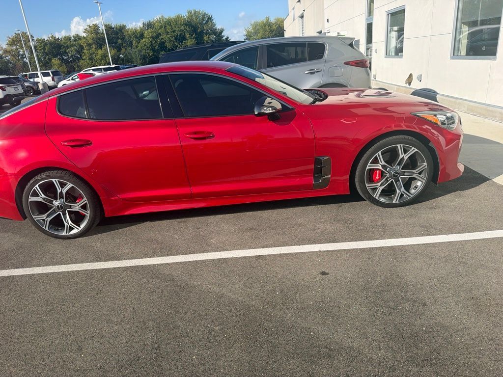 Certified 2021 Kia Stinger GT AWD/4WD image 2
