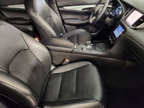 Used 2019 INFINITI QX50 Essential w/ Premium Heat Package FWD image 3