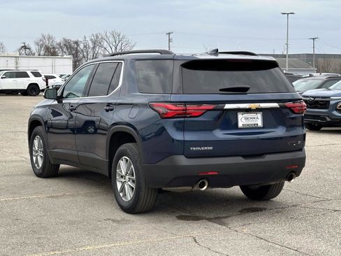 Certified 2023 Chevrolet Traverse LT image 3