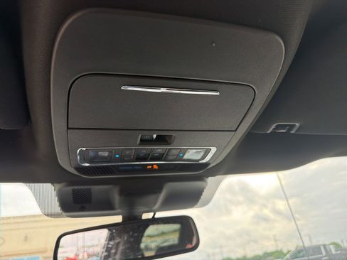 Used 2024 Ford F150 Platinum w/ Equipment Group 702A High AWD/4WD image 32