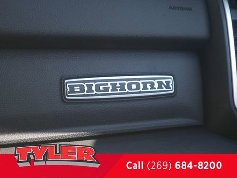 New 2026 RAM 1500 4x4 Crew Cab image 36