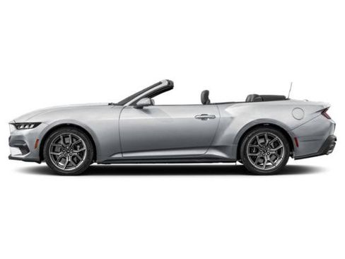 Used 2025 Ford Mustang Premium RWD image 3