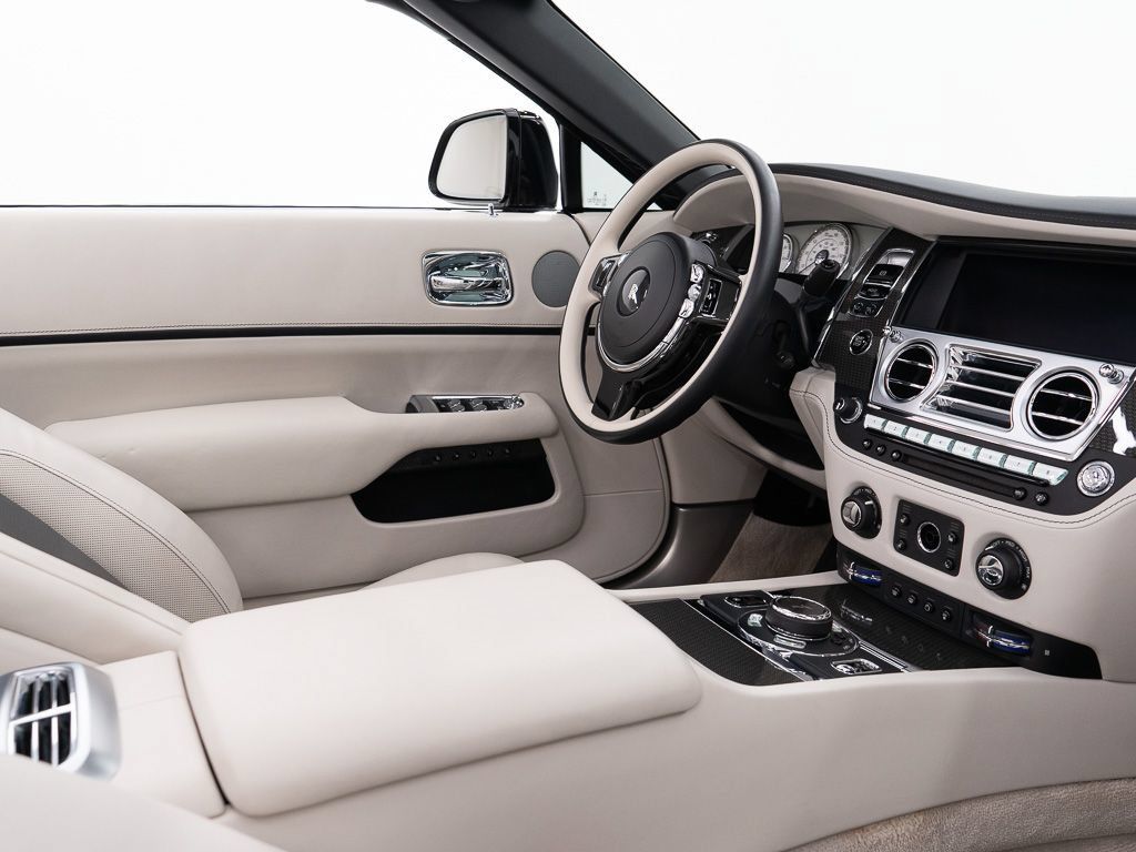 Certified 2018 Rolls-Royce Dawn RWD image 34