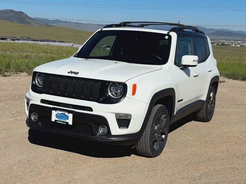 Used 2019 Jeep Renegade Limited w/ Quick Order Package 22P AWD/4WD image 4