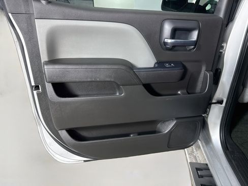 Used 2018 Chevrolet Silverado 1500 Custom w/ Custom Value Package RWD image 26
