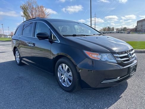 Used 2016 Honda Odyssey SE image 5
