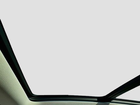 Used 2023 Buick Envision Avenir AWD/4WD image 25