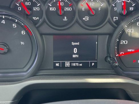 Used 2025 GMC Sierra 1500 Pro w/ Pro Value Package AWD/4WD image 16