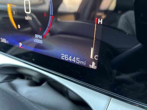 Used 2025 Chevrolet Trax LT image 38