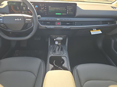 New 2026 Kia K4 EX FWD image 14
