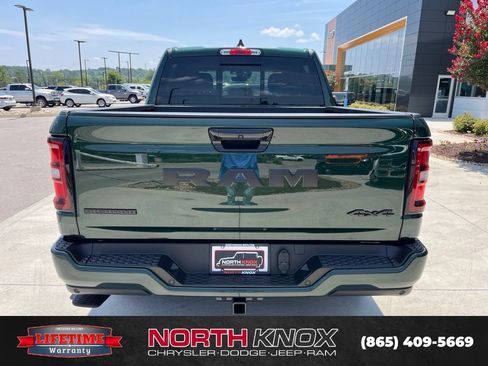 New 2026 RAM 1500 Big Horn AWD/4WD image 17