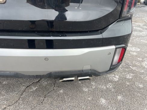 Used 2023 Kia Telluride EX w/ EX Captain's Chair Package image 20