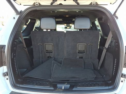 Used 2022 Dodge Durango R/T w/ Tow 'N Go Package image 28