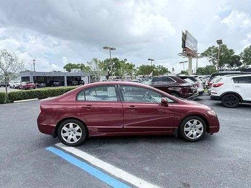 Used 2010 Honda Civic LX image 3
