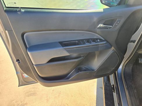 Used 2022 Chevrolet Colorado Z71 image 11