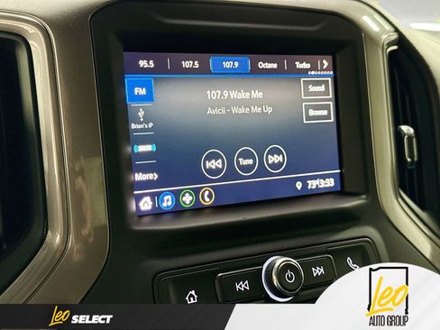 Used 2021 Chevrolet Silverado 1500 Custom Trail Boss AWD/4WD image 17