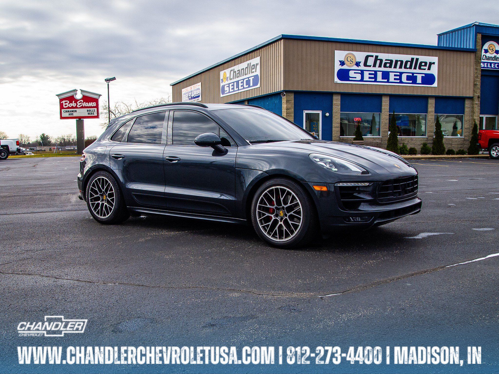 Used 2018 Porsche Macan GTS AWD/4WD image 1