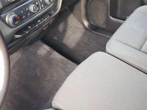 Used 2018 Chevrolet Silverado 1500 LT w/ Texas Edition image 21