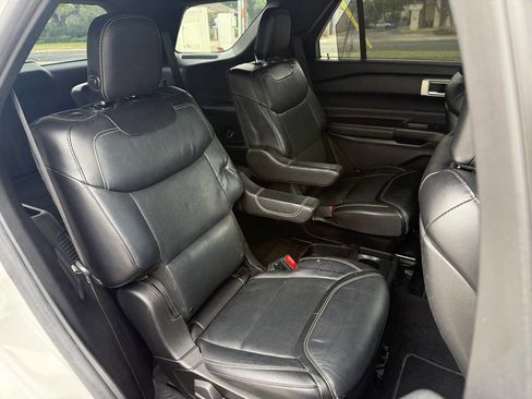 Used 2020 Ford Explorer ST w/ ST Street Pack image 27