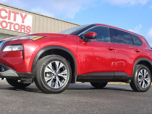 Used 2021 Nissan Rogue SV image 17