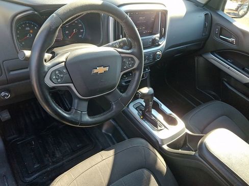 Used 2020 Chevrolet Colorado LT w/ Safety Package image 11