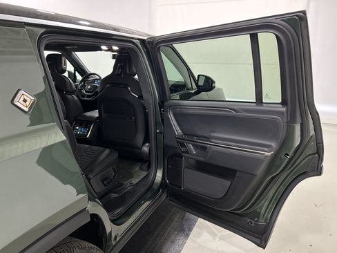 Used 2024 Rivian R1S Adventure AWD/4WD image 19