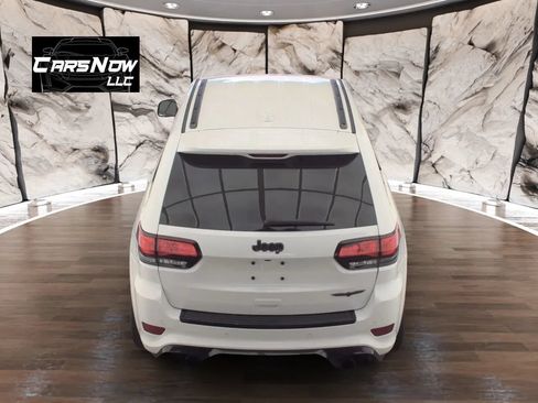 Used 2021 Jeep Grand Cherokee Trackhawk AWD/4WD image 5