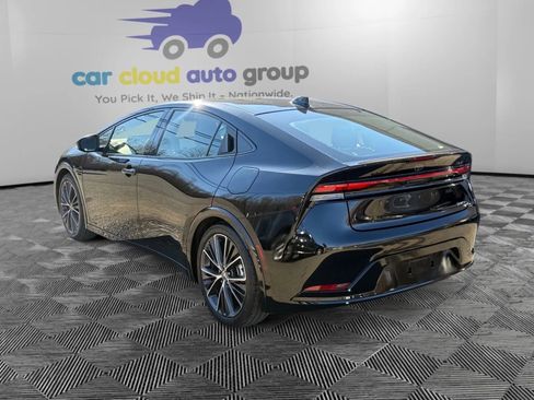 Used 2024 Toyota Prius XLE image 3