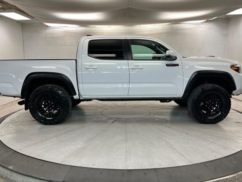 Used 2021 Toyota Tacoma TRD Pro AWD/4WD image 7