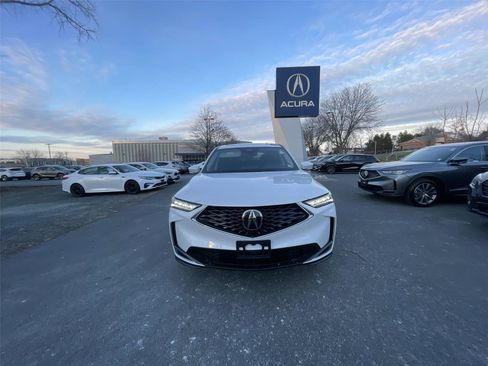 Used 2025 Acura MDX SH-AWD w/ Technology Package image 29