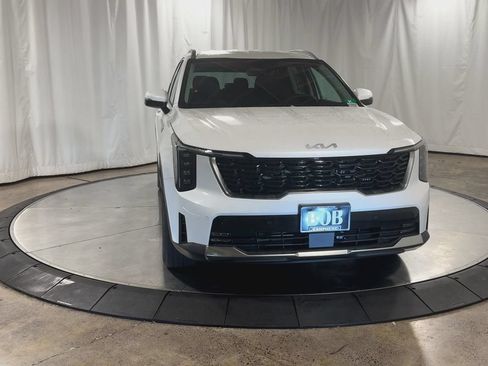 New 2026 Kia Sorento EX w/ EX Premium Package AWD/4WD image 3