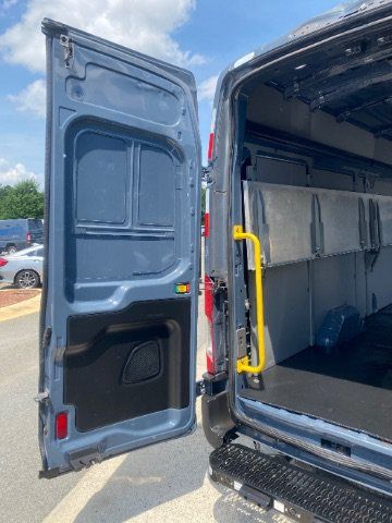 Used 2020 Ford Transit 250 148 High Roof Extended RWD image 7