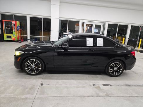 Used 2018 BMW 230i Coupe RWD image 3