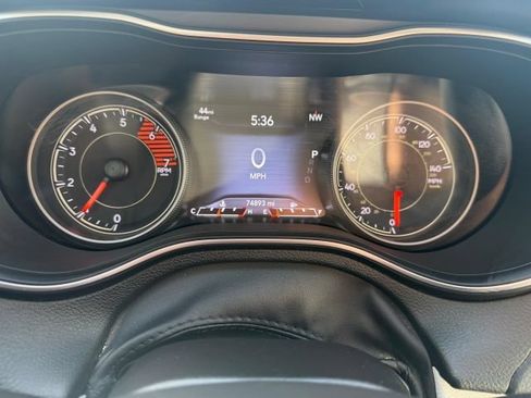 Used 2020 Jeep Cherokee Limited AWD/4WD image 17