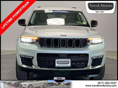 Used 2023 Jeep Grand Cherokee L Limited image 2