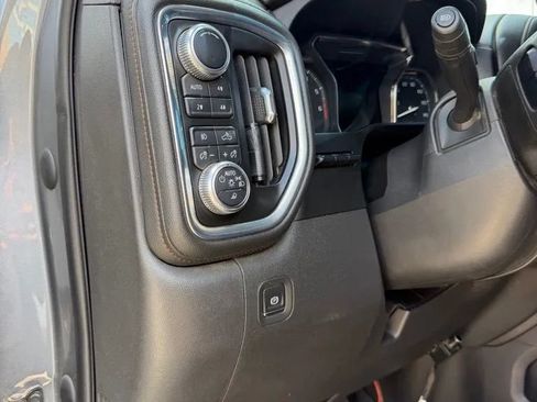 Used 2019 GMC Sierra 1500 AT4 w/ AT4 Premium Package AWD/4WD image 13