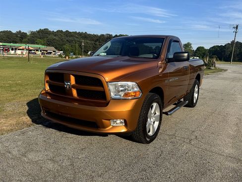 Used 2012 RAM 1500 Express image 1