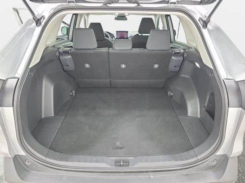 Certified 2025 Toyota RAV4 LE AWD/4WD image 31