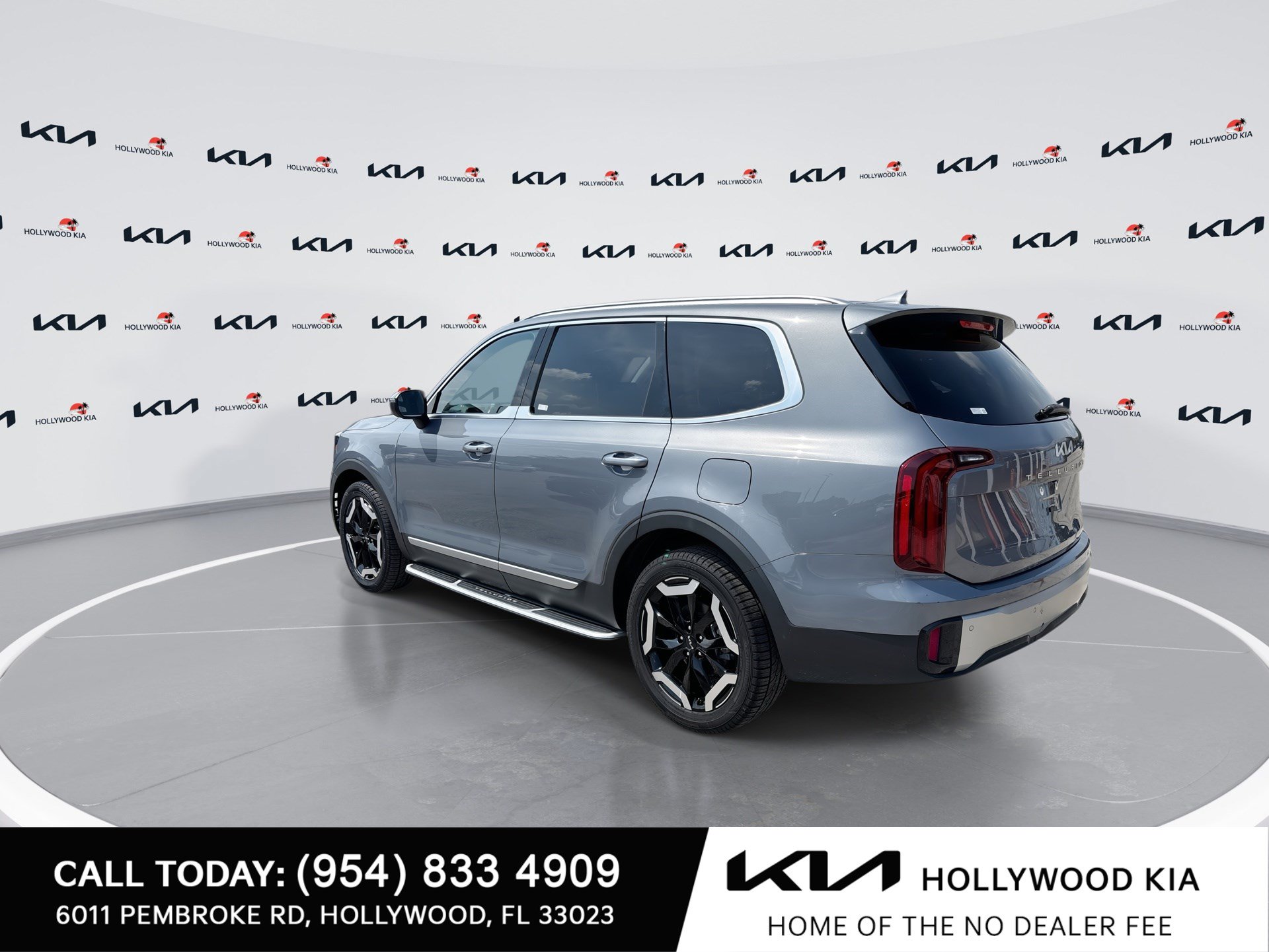Certified 2023 Kia Telluride S w/ S Sunroof Package AWD/4WD image 6